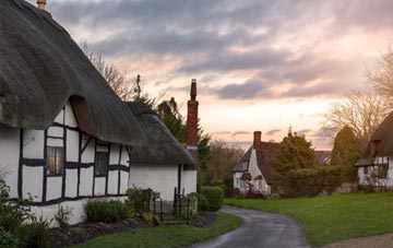 is Owthorpe thatch roofing popular